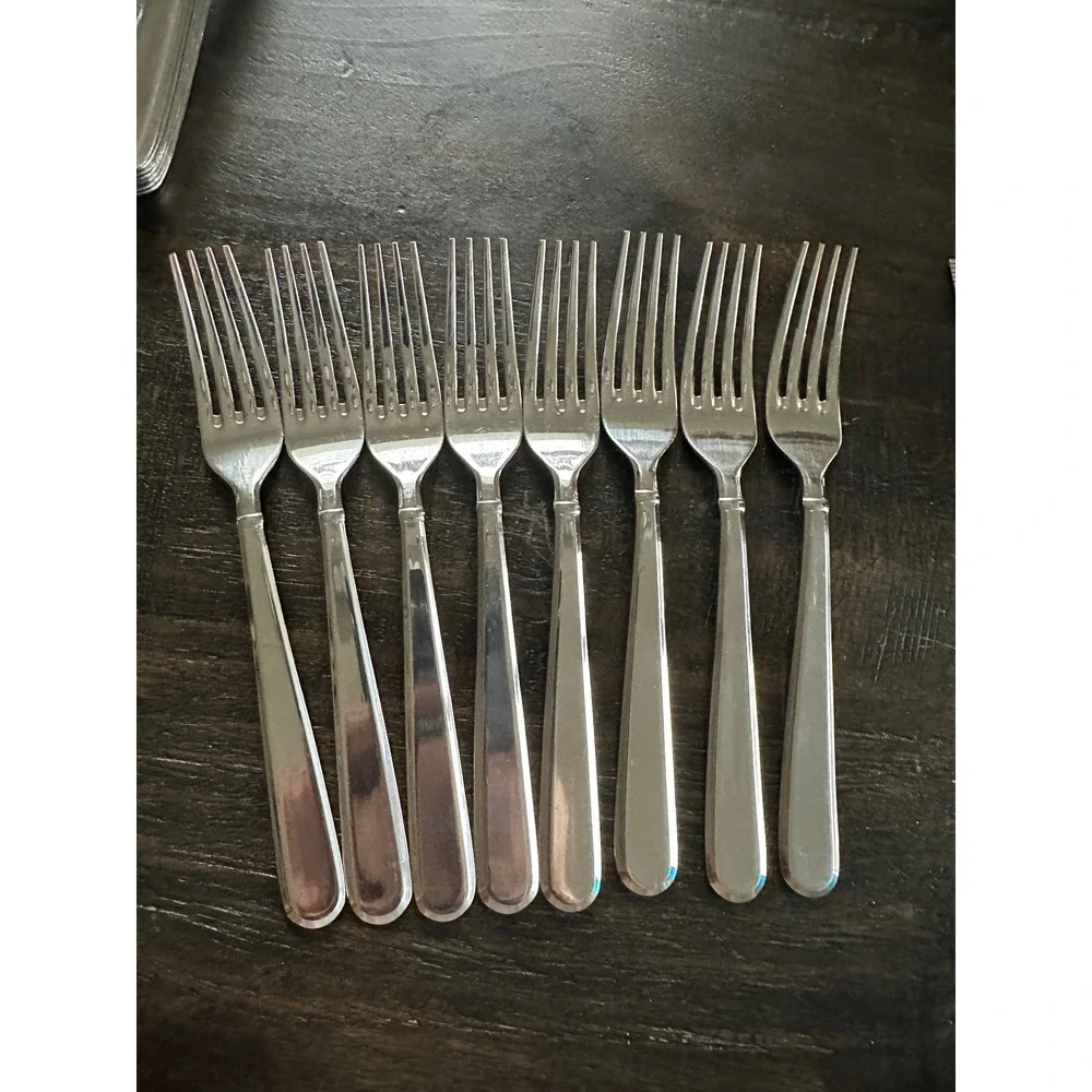 Cambridge Silversmiths Beacon Mirror Stainless Flatware Set 40 Piece serve/8